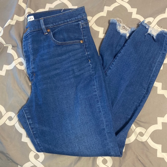 LOFT Denim - Loft Skinny jeans, frayed, size 32/14